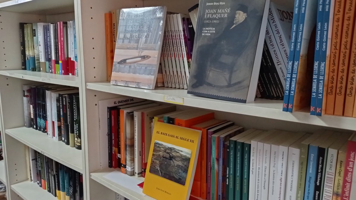 La Llibreria Miquel és al carrer Pere Badia 43 de Torredembarra. Té una bona selecció de llibres dels pobles del Baix Gaià i d'autors locals. #BaixGaià #Llibres #Torredembarra #Altafulla #Creixell #RodadeBerà #LaPobladeMontornès #LaNoudeGaià #Salomó #LaRieradeGaià #LArgilaga