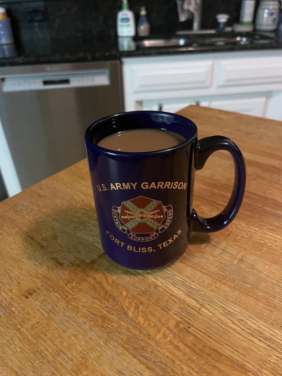 Mug 23: @FortBlissTexas has the best soldier quality of life resources I’ve ever seen. We miss the border town of #EP. @ArmyIMCOM 
#USAG 
#IronSoldiers 
#RetirementAnniversary 
#CoffeeIsLife☕️