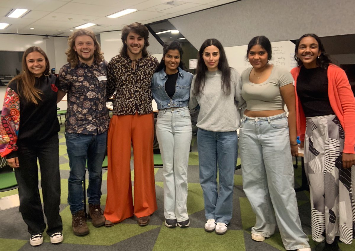 Inspired by young climate activists and their insights at (@AYCC training weekend) Climate Justice discussion at @westernsydneyu This conversation will become a podcast by @TanitaRazaghi Grateful to @jennacondie & @GourleyJ for creating spaces for youth activism. 🙏