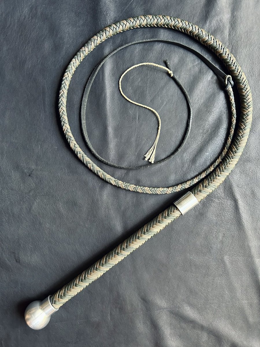 Merecía la pena quedarse a ver el final. 

Gracias a Cervino por aportar el metal.
<a href="/AtelierlaOrbita/">AtelierlaÓrbita</a> muestra de artesanos

#latigossiempreesbien