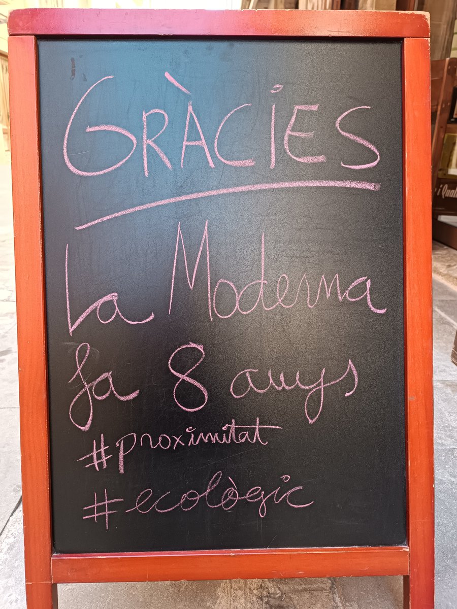 La Moderna de Cervera tweet media