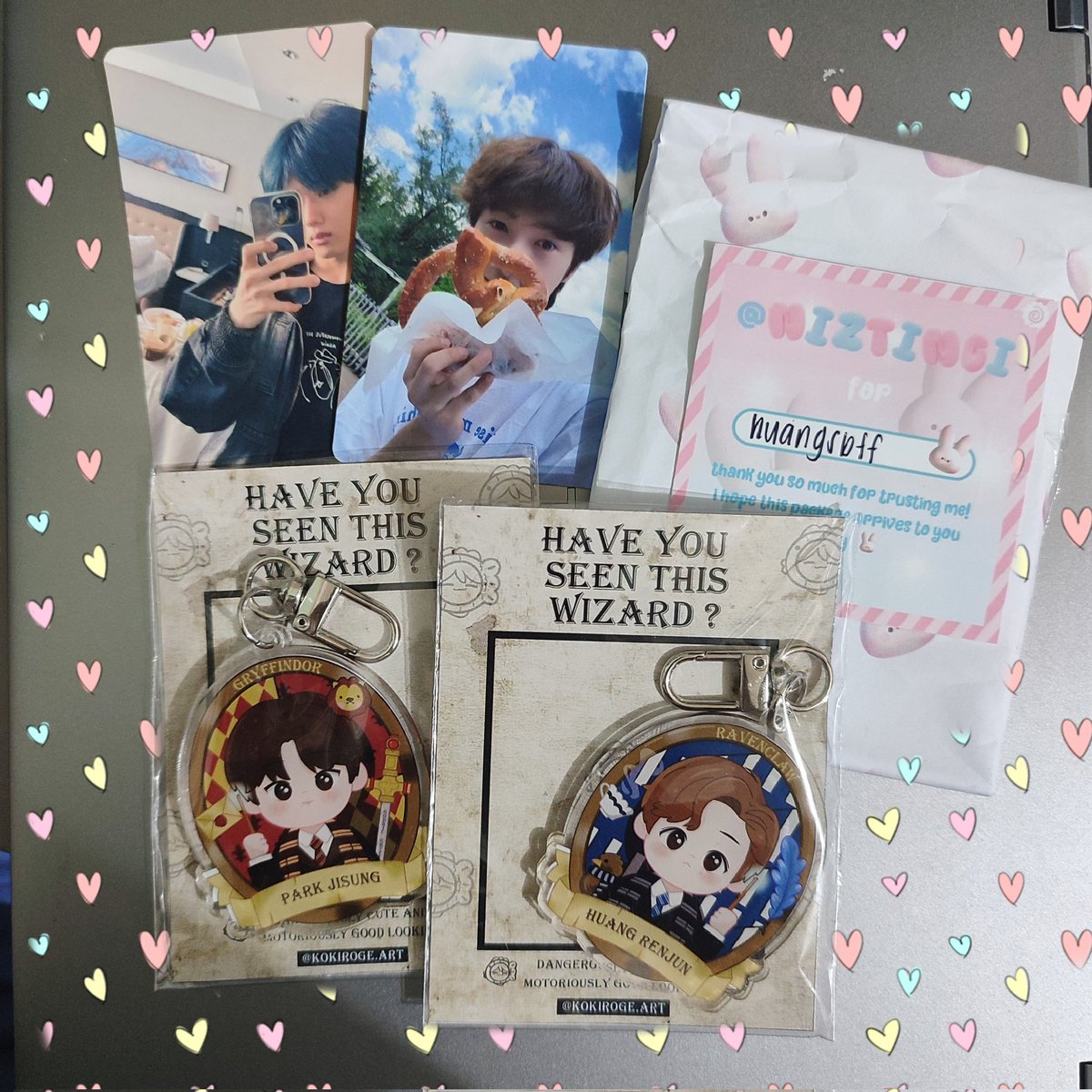 huangsbff's tweet photo. #thxniz thank youuuuu for the smooth transaction!! it's so cute, my potterhead dreamzen is happy. sa uulitin @niztingi 😊🤍 https://t.co/Tys7CwCPT0