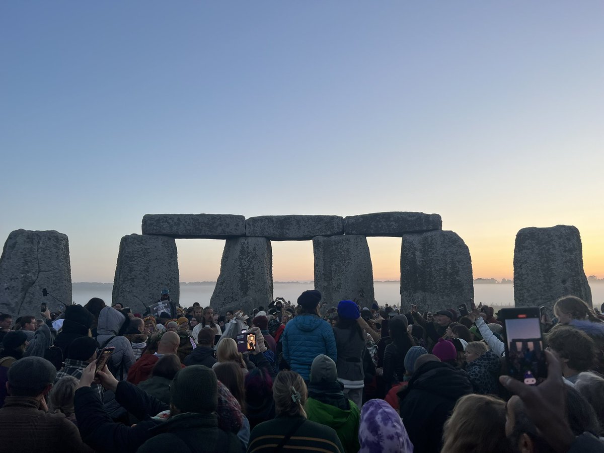 Stonehenge U.K tweet media