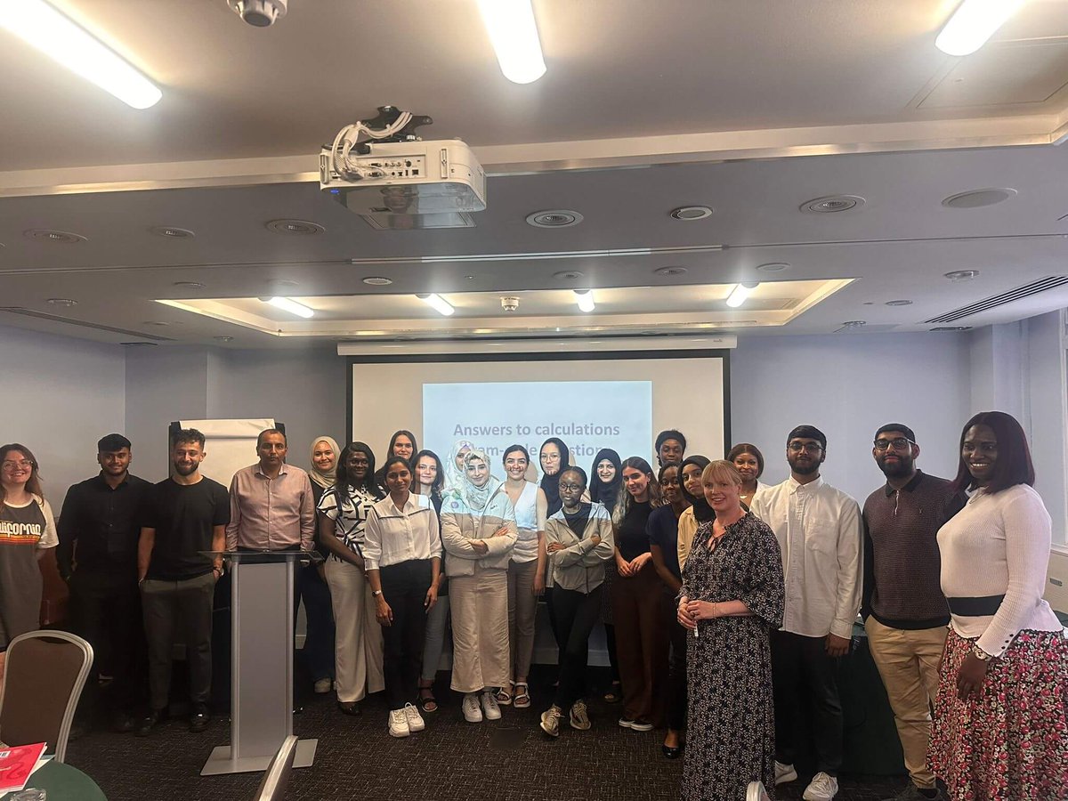 NPA1921's tweet photo. The next generation of pharmacists recently began their foundation training programme with us at four locations across the UK.

Here are just a few of them on their first day!

Find out more: https://t.co/hfk9yQQivX

#TraineePharmacist #PharmacyGraduate https://t.co/K24KWpIdwV