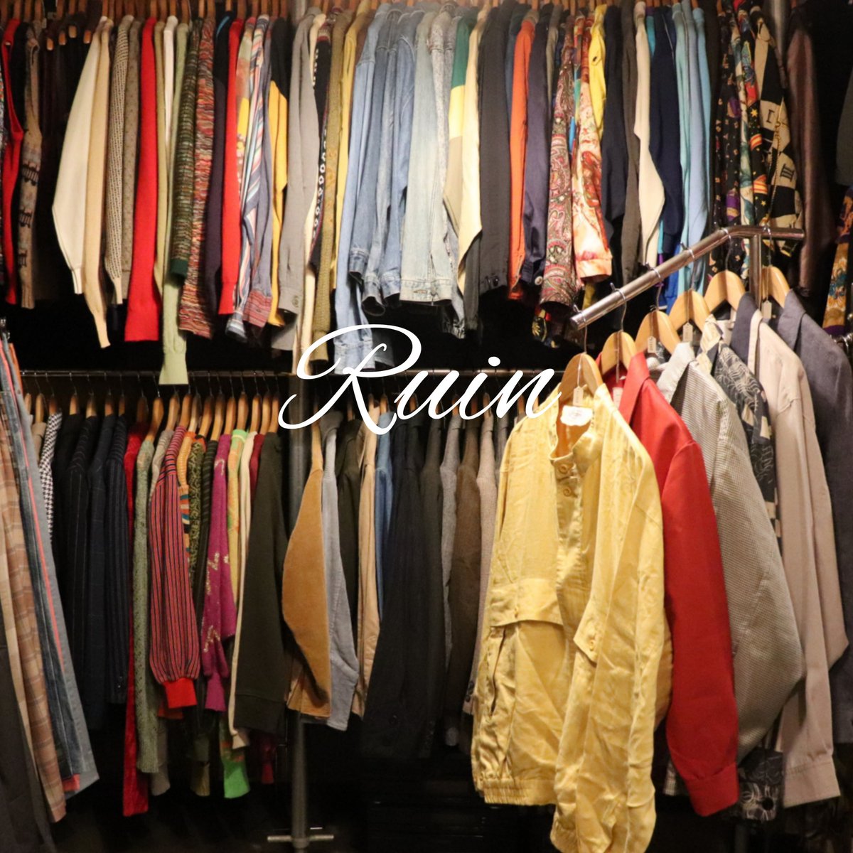 RuinSelectshop's tweet photo. 古着屋 Ruin OPEN 15:00～20:00
大阪市北区天神橋5丁目8-9山武ビル2F #ruin #used  #セール 
#mensfashion #ladysfashion #夏アイテム #古着 #ヴィンテージ #レトロ #ファッション #フリクロ #大阪 #天満 #天六 #天神橋筋六丁目 #中崎町 #大阪古着屋 #天満古着屋 #天六古着屋 #osaka #古着屋 #秋物 https://t.co/NOooAAsOFt