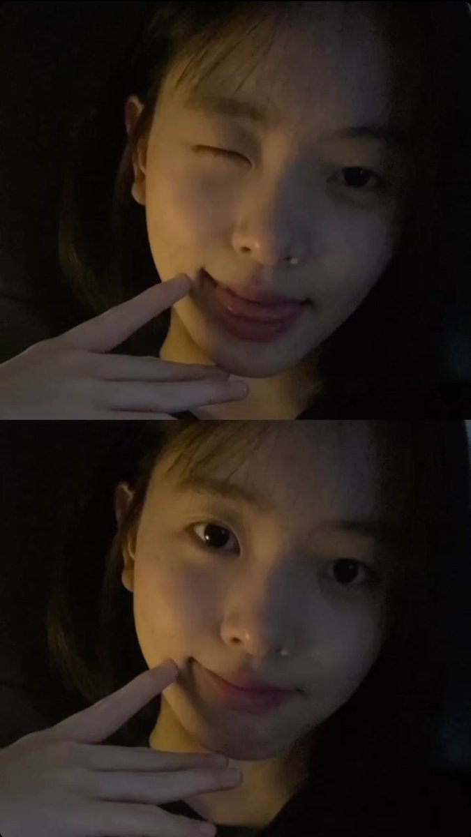 Meisha61109339's tweet photo. 小穴饿了怎么办呀（反差的一天嘻嘻 #射屏 #cumtribute #嫩逼 #嫩穴  #炮架 #母狗 #精厕 #母畜 #淫荡 #反差婊 #调教 #骚货 #辱骂 #淫妻 #绿奴 #文爱 #意淫 #调教 #熟女 #女m #足控 #文爱 #反差母狗 #淫妻 #羞辱 #意淫 #骚母狗 #公交车 #淫荡 #腿  #恋腿 #吞精 #福利姬了 #媚黑 https://t.co/KUnOcEp1aU