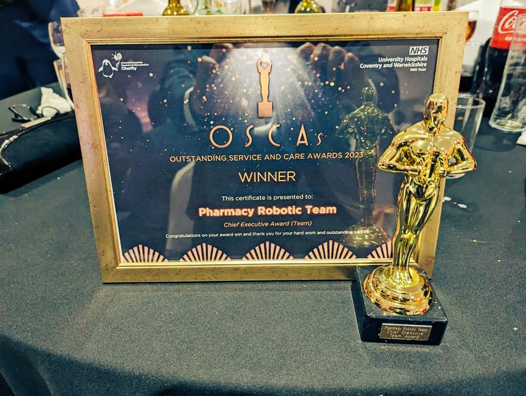 UHCW_Pharmacy's tweet image. What a fantastic evening and we couldn&apos;t be more thrilled as a team. This project involved almost everyone in the department and some key members externally too. We couldn&apos;t be more happy for the team with this recognition of all that hard work. @nhsuhcw #OSCAS