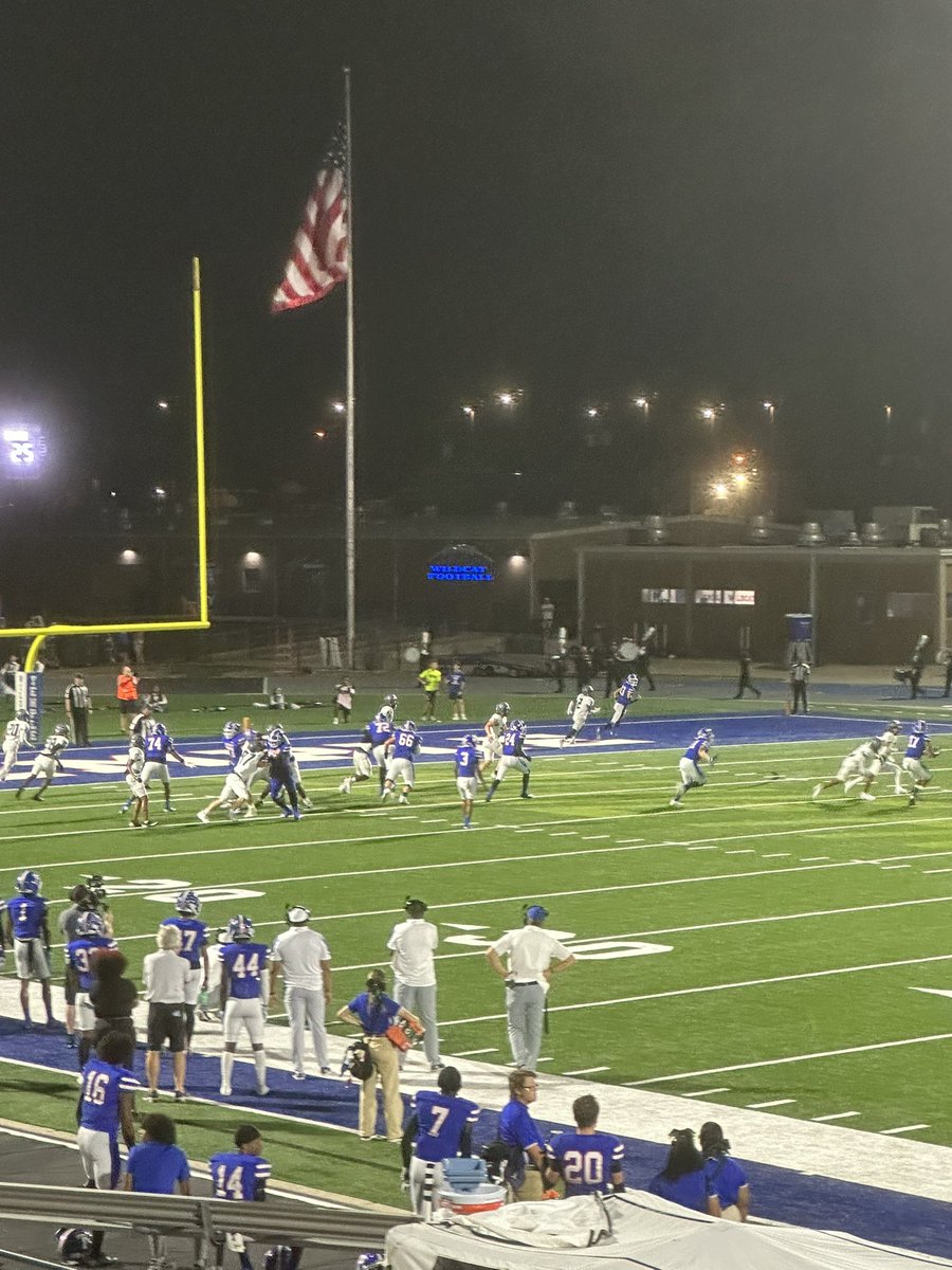 heather_bouvier's tweet photo. Win or lose Iβm still a Wildcat through and through!!! Every team goes through rough patches. While we arenβt used to this, itβs ok!! We will get it back!! GO BIG BLUE!!! πππ #templewildcats #bluefrontwhiteback https://t.co/7Gp1JO9yeG