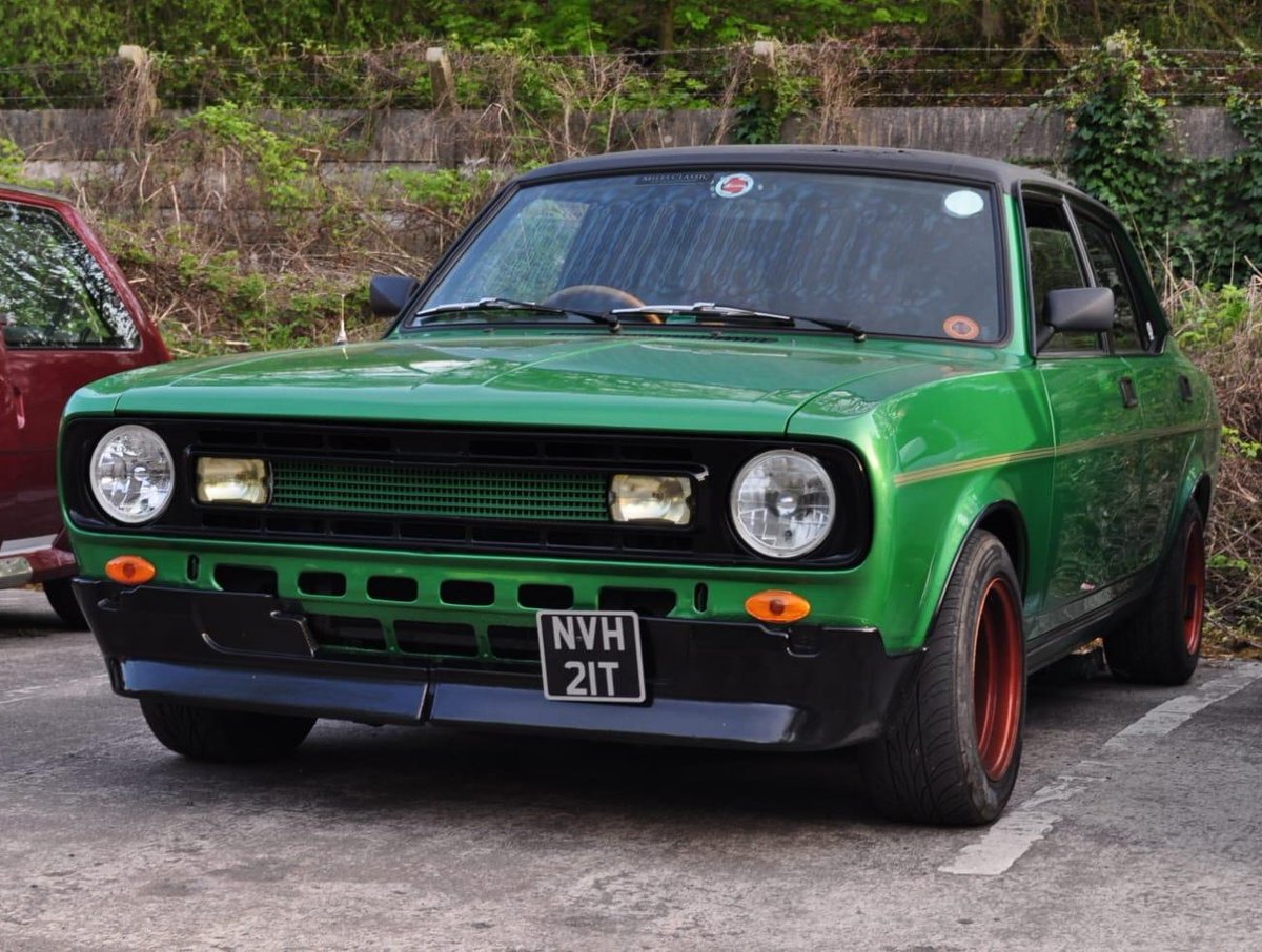carpapped's tweet photo. Never thought we'd post this but here's a 1978 #morris #marina hl #morrismarina #morrismarinahl spotted a few months back #carpapped #britishcars #britishcar #britishleyland #morriscars #carspotting #carsoftwitter https://t.co/zUKUyeKZbw