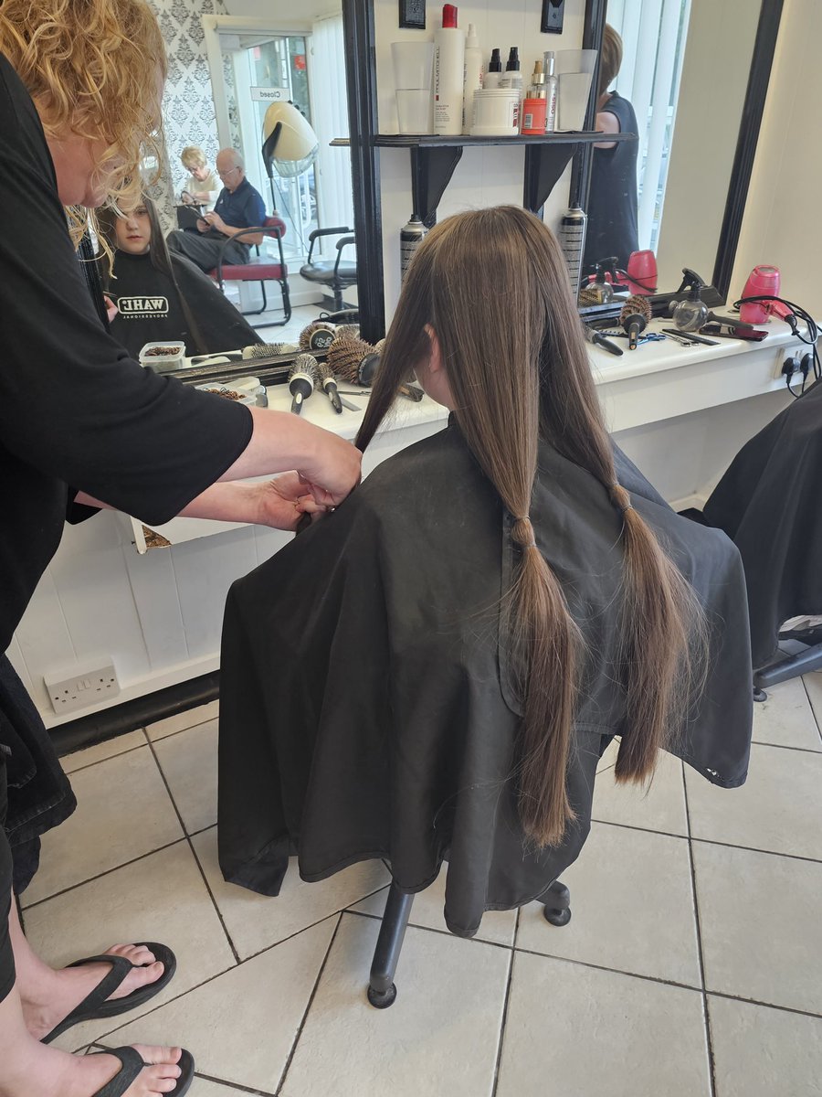 DeltaStWilfrids's tweet photo. We are very proud of our Y6 student Mia who raised over £389 &amp; donated 12” of lovely long hair to the Little Princess Trust, a charity providing free real hair wigs to young people who have lost their own hair through cancer treatment and other illnesses #SWApride https://t.co/0YUXliX7J3
