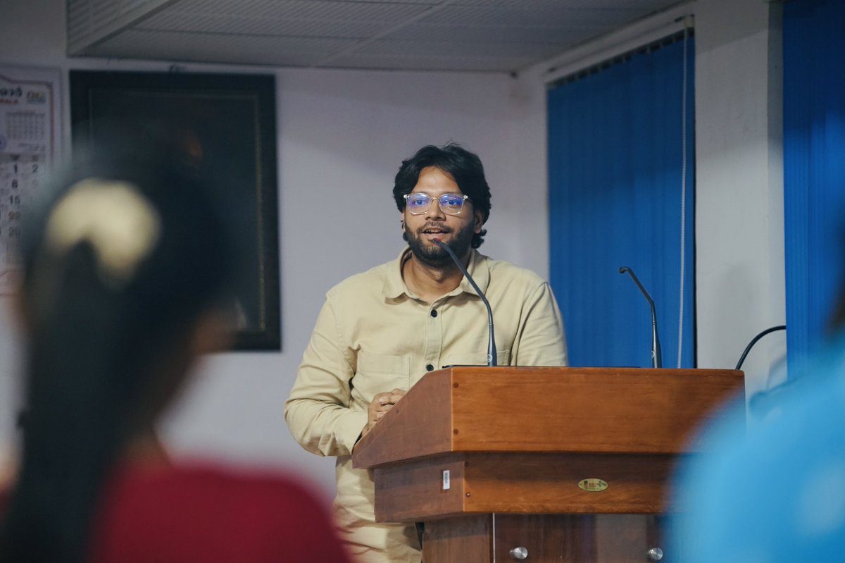 Vikrant_sri29's tweet photo. Reflecting on the LCOY India!

🔹 120+ Delegates from over 20+ states came together to ignite change.
🔹 3 Days of in-depth collaboration, enlightenment, and camaraderie.
🔹 Serving as both a facilitator and speaker was a privilege. Contributing to guiding discussions and sharing perspectives was truly rewarding.

I'm deeply appreciative of the opportunity to immerse myself in this setting, empowering youth across India and spotlighting the ACE Article 6 of the UNFCCC convention. A resounding applause for the brilliant organizers, and a special shoutout to the dynamic duo behind the scenes - Srishti Singh  and Akhilesh Anilkumar 

LCOYs go beyond conferences; they are platforms where the youth champion, educate, and actively carve their space in the global climate narrative.

#LCOYIndia #ClimateAction #YouthForClimate #UNFCCC #COP28