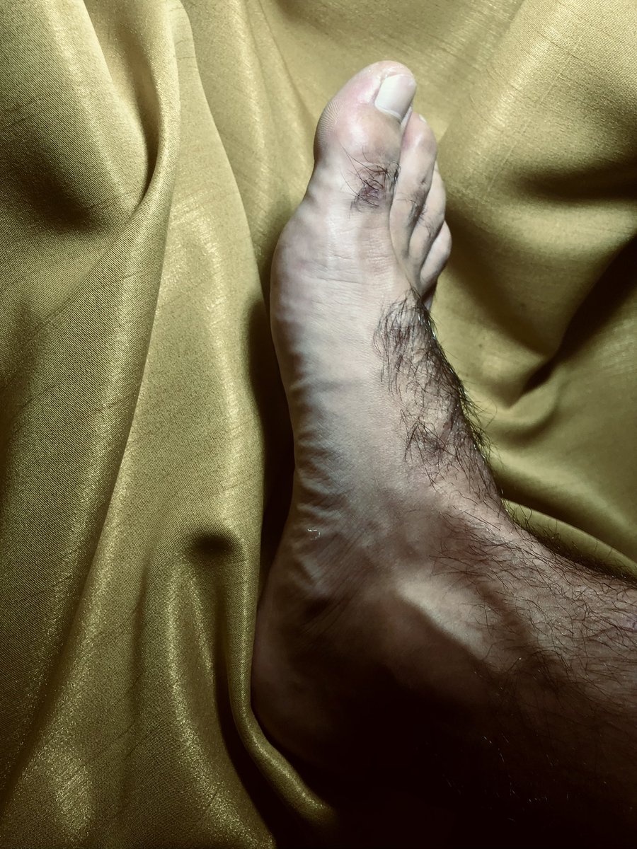 elpiedepato's tweet photo. Can I fuck you? #rightfoot #gayfeet https://t.co/uD40o8S7S2