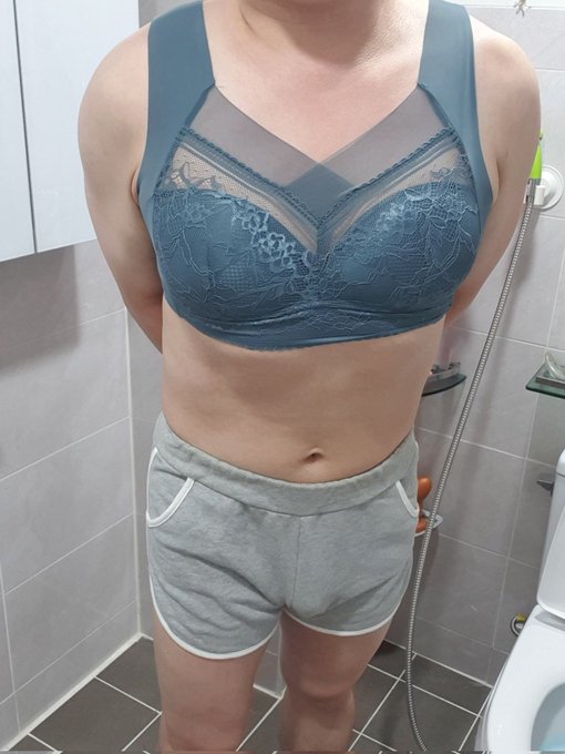 알리에서 5천원 수면브라..편하게 입고 잘수있어요.. 뛸때도 가슴이 출렁거리지도 않고 좋아요..이제 항상브라착용하고 지낼수있겠어요..ㅎㅎ https://t.co/C4hwtkL255<a href="/tag/mvsales"class="tags"><span>#mvsales</span></a>