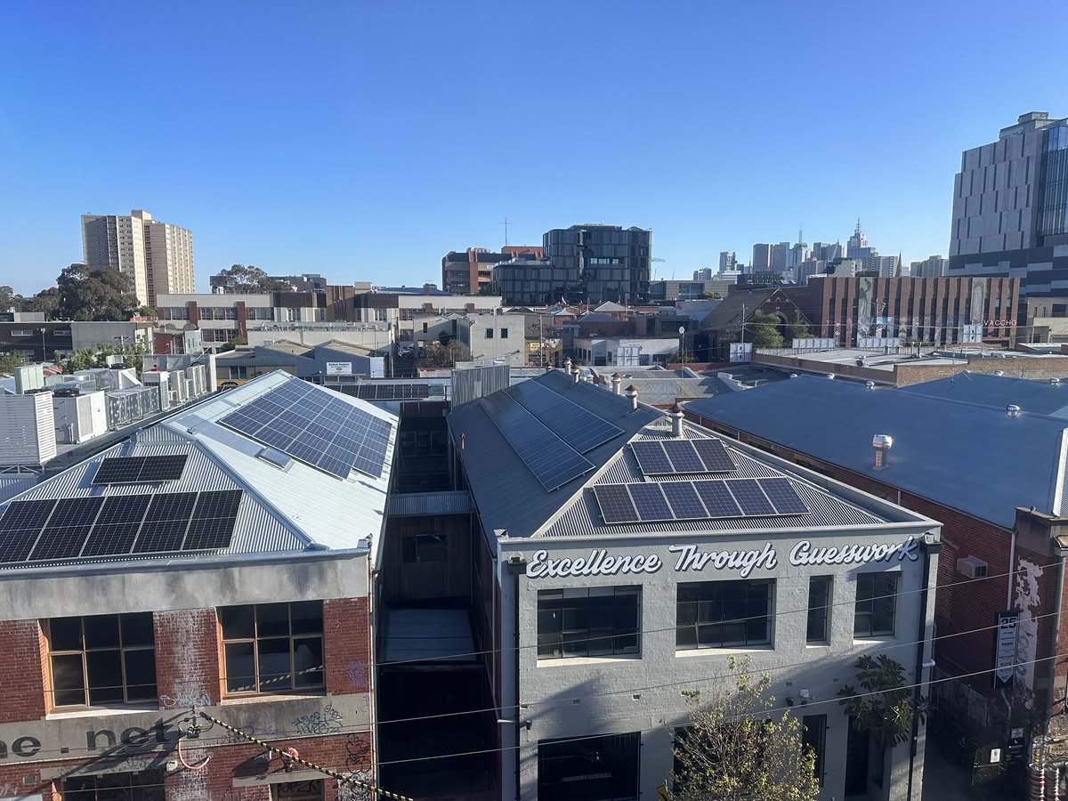 Docsthename's tweet image. Sunny Saturday. Where am I? #Melburn
