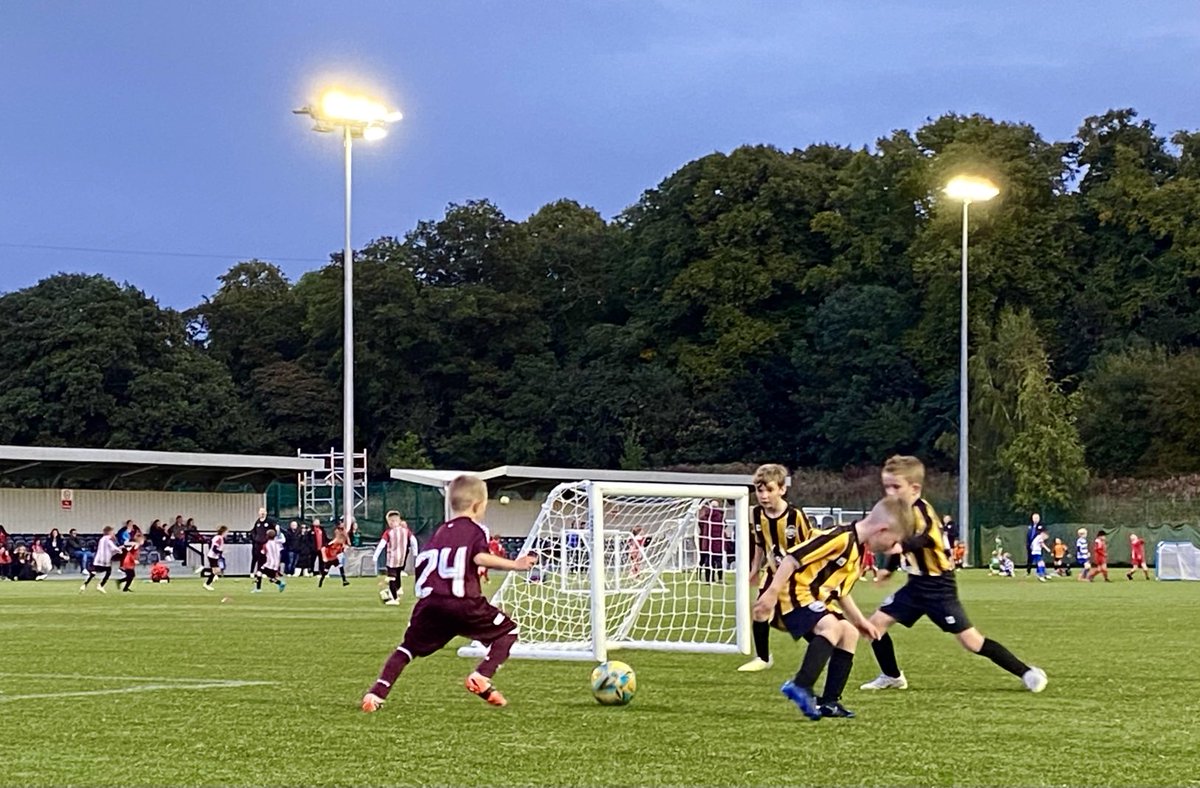 Every time he step on the pitch he play with same passion and determination 😀absolutely brilliant ⚽️😀⚽️