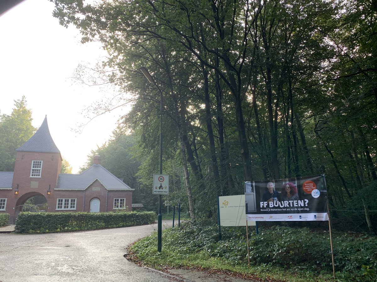 Komt u vanmiddag ook ‘ff buurten’?
openazcdag.nl

#leersum
#coa
#azc
#burendag