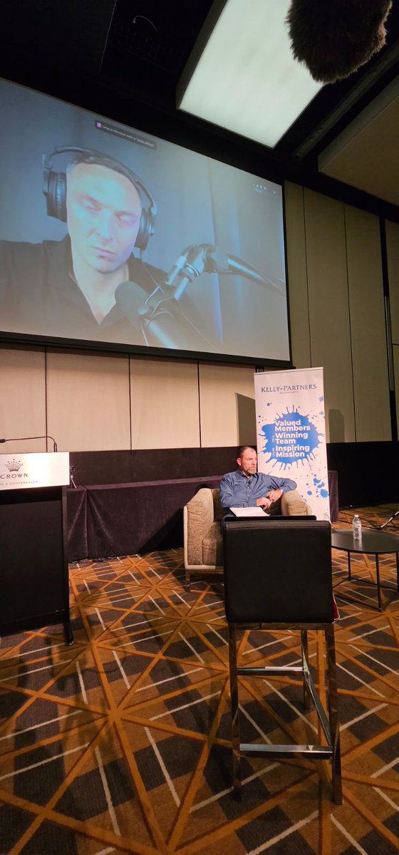 Brett Kelly tweet media