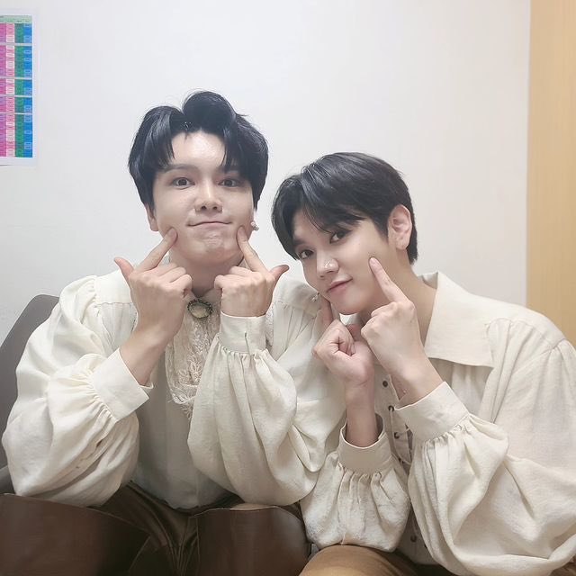 mgstagram's tweet photo. 230923 • https://t.co/stwyRnUDl5.sun IG update with mingi_choi

Rensun is ready❤️ First pairing with Mingi!! 🤺Let’s go ~ I’ve been to a NU'EST concert in the past!! Haha 🎪

🖇 https://t.co/5rvXvjyyVA

#최민기 #렌 #CHOIMINGI #REN https://t.co/Y6Z1sV9ZJB