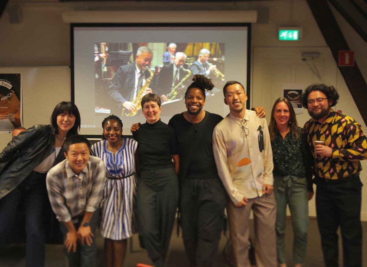 iamtommiii's tweet photo. About yesterday’s #GlobalAfrica Launch Event - we had a full house! 🎊
P.S. @jeroendekloet took formal dressing to the next level 🥸🕺🏻
Photo: Yvette & Hangfeng
#ChinaAfricaFashionPower #ERC #UvA #UniversityOfAmsterdam #ASCA #NICA #NewResearchGroup #AFRI #INFS #BritishCouncil https://t.co/Gg7P7fmu99