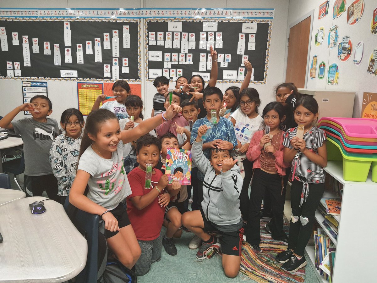 My class enjoyed Paletero Man ¡Que paletero tan cool! read aloud and had some refreshing paletas. What a "cool" way to end the week. <a href="/NavarroLISD/">Navarro Elementary</a> #NavProud <a href="/LockhartISD/">Lockhart ISD</a>