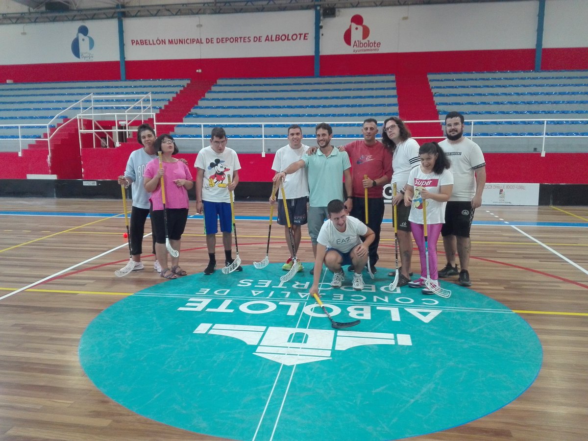 Es verdadero placer poder participar de primera mano en #ProyectoAúna #Floorball junto a <a href="/FloorballNazari/">Floorball Nazaríes</a>. Espectacular la mañana de ayer disfrutando de nuestro #deporte con este grupazo de personas. #FloorballParaTodos #FloorballInclusivo #FloorballAndaluz 
#FloorballGranaíno
