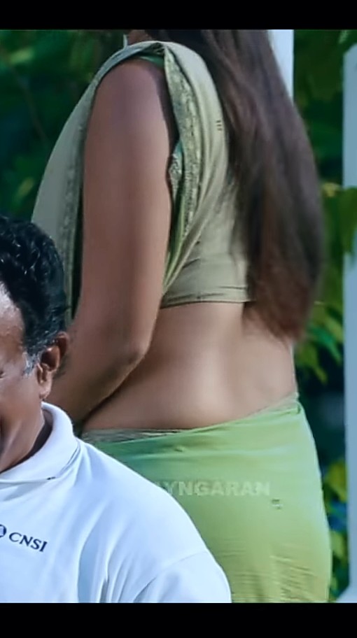 Nayan_Land's tweet image. Nayan 🤤🤤
W*tha ena shape di munda ....Aegan time la lam PEAK Structure 🥵🔥
See that Mangalsutra in sexy saree with sleeveless blouse - Lot of Dirty Thoughts 😋
#Nayanthara #nayan