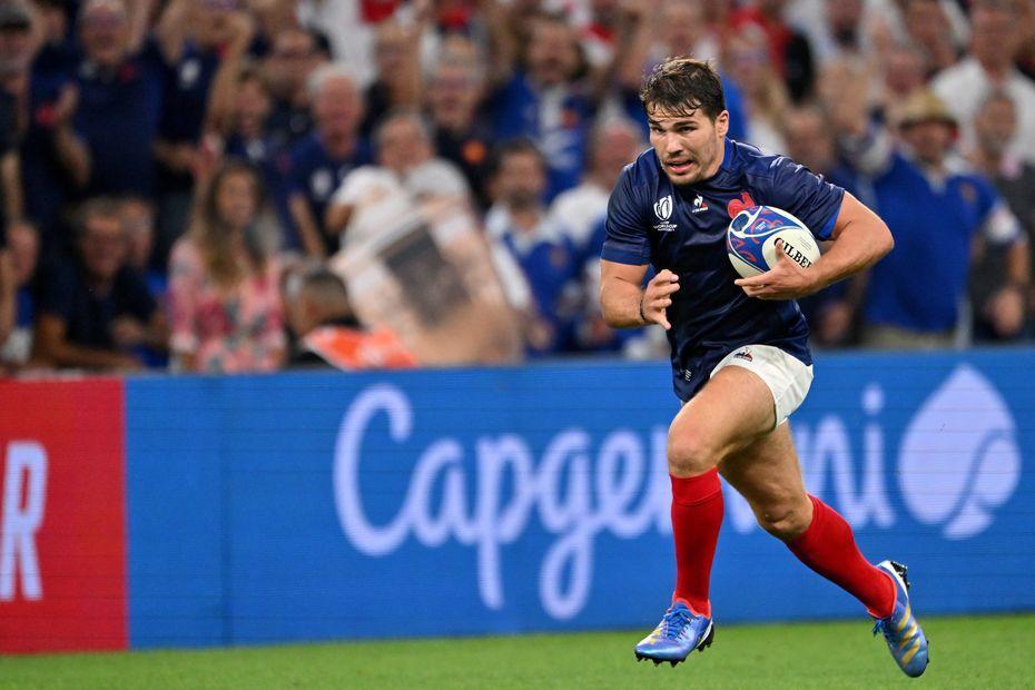 Antoine Dupont opéré cette nuit à Toulouse pour traiter sa fracture de la mâchoire france3-regions.francetvinfo.fr/occitanie/haut…