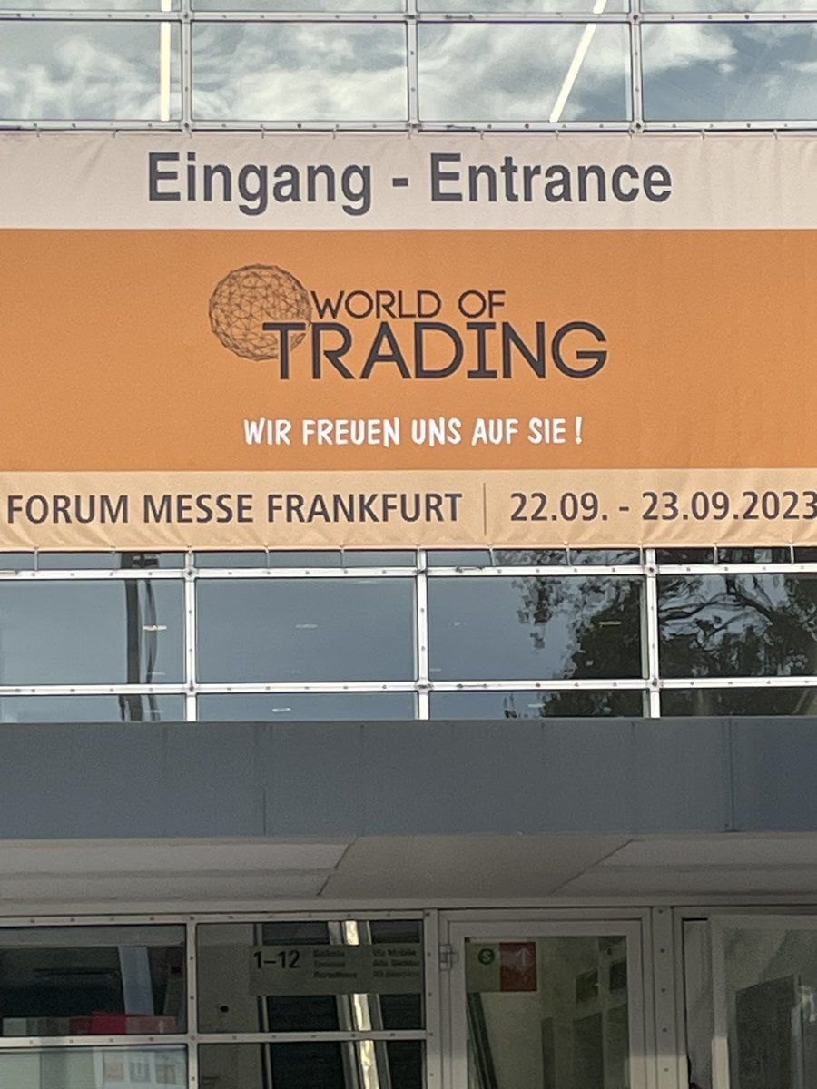 SKrueggeler's tweet photo. Heute Tag 2 der #WorldofTrading. Eine echt gute Veranstaltung. Lohnt sich für alle die heute in Frankfurt sind und Zeit haben! https://t.co/0StX17l30W