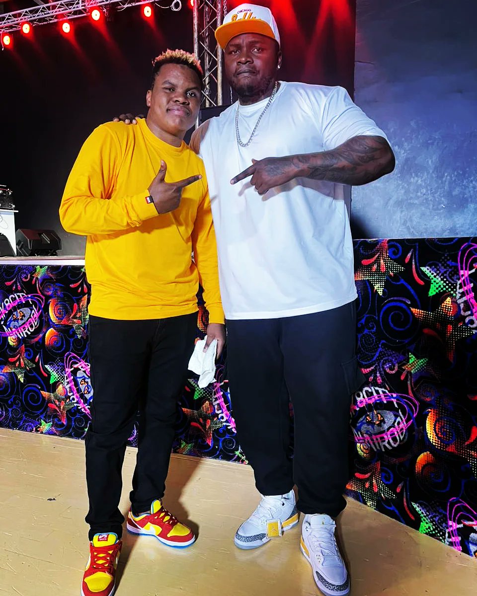 Joedebestt's tweet image. OG is always respected 💯

Saturdays are always for TV tune in for #str8uplive 

Mr. Mbwembwe always got you 🔥