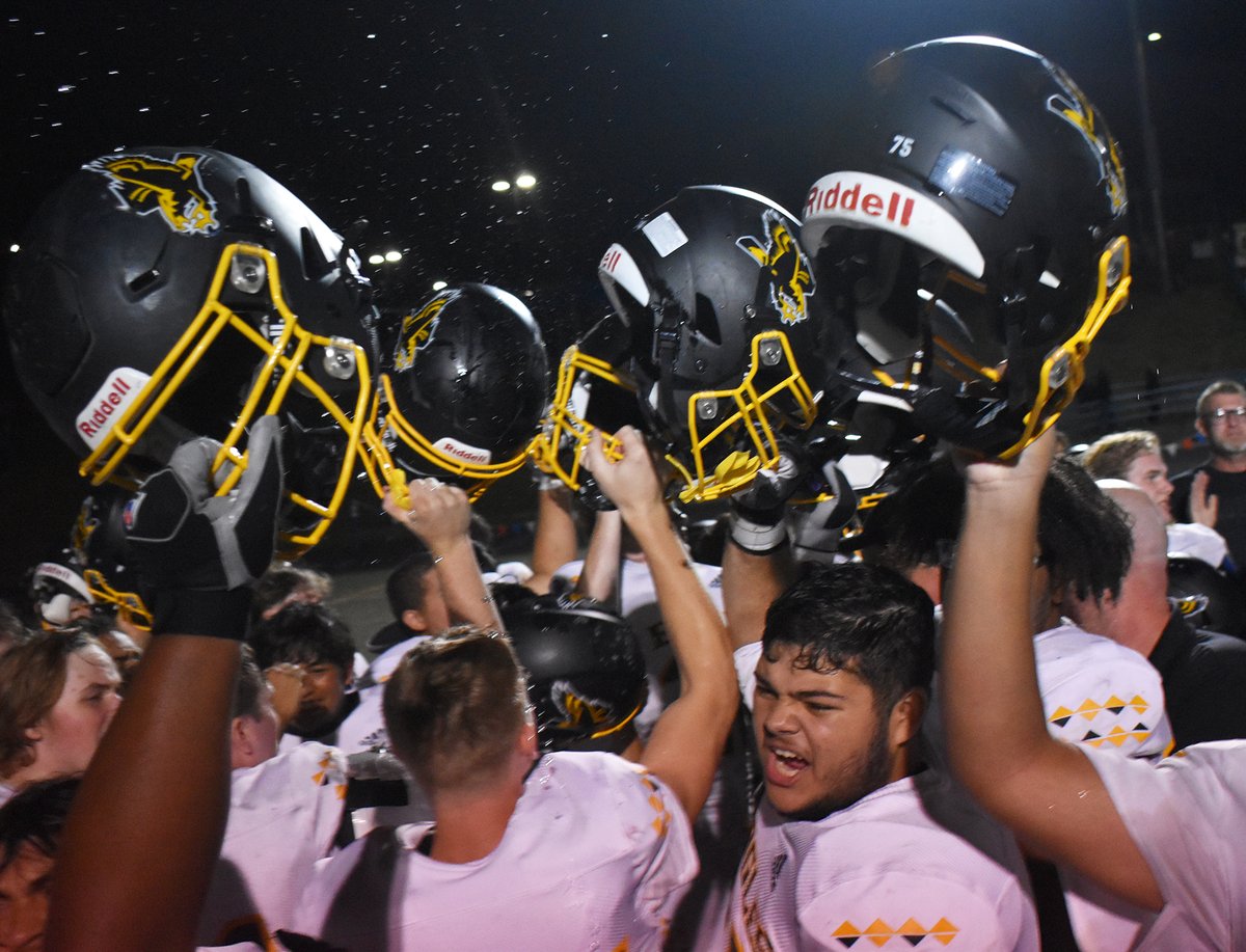 Tim MartĂnez (@360tmart) on Twitter photo Look who's alone atop the 2A GSHL standings. It's <a href="/HBHS_EagleFB/">Hudson’s Bay Football</a> after one of the biggest wins in recent memory. <a href="/HBHS_Athletics/">Hudson's Bay High School Athletics</a>
Kickoff return by Rafael Bauman sends Hudson's Bay to 28-24 win over Ridgefield clbn.us/Wu4TU Look who's alone atop the 2A GSHL standings. It's <a href="/HBHS_EagleFB/">Hudson’s Bay Football</a> after one of the biggest wins in recent memory. <a href="/HBHS_Athletics/">Hudson's Bay High School Athletics</a>
Kickoff return by Rafael Bauman sends Hudson's Bay to 28-24 win over Ridgefield clbn.us/Wu4TU