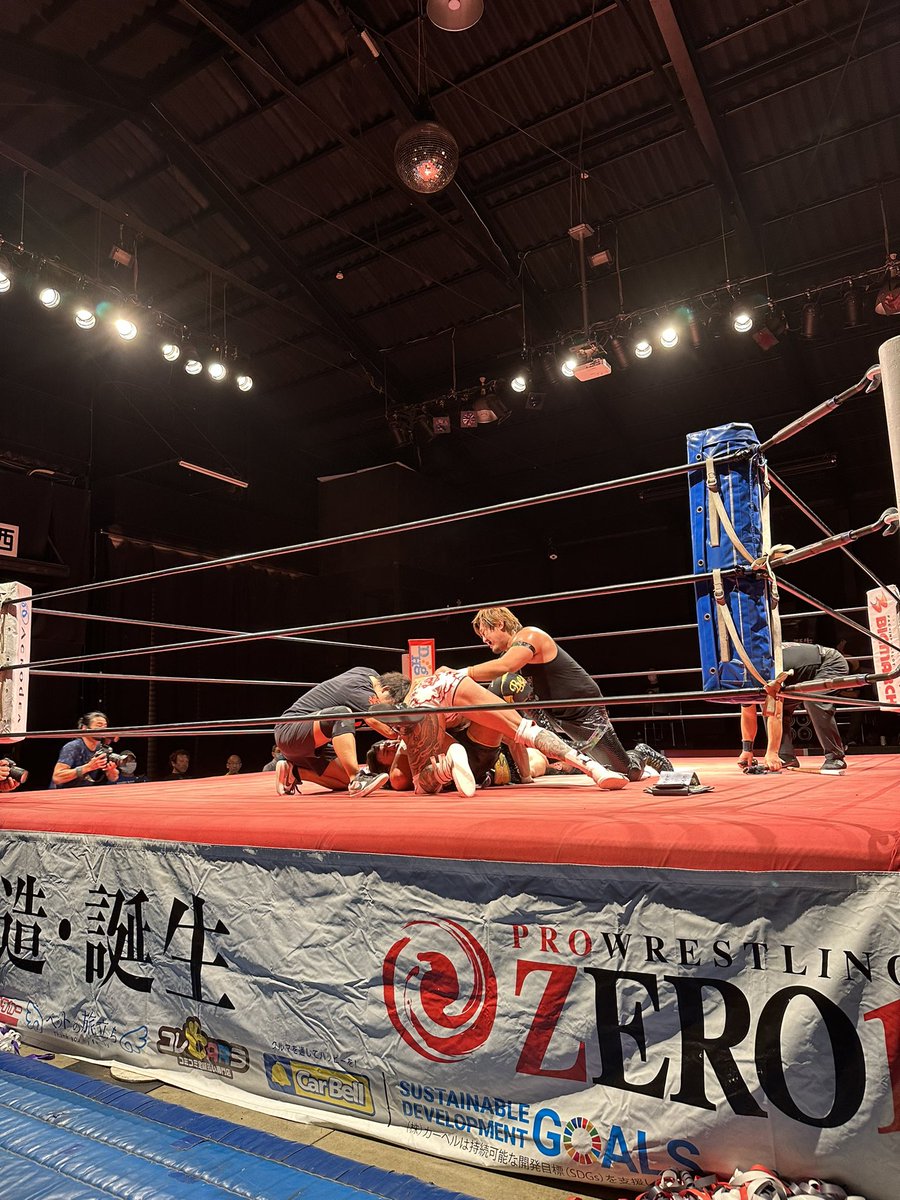 rupi220's tweet photo. ZERO1
血祭り9/22
今回も最高でした😃✨
雨天の中でも大盛り上がりでしたね！また次回も楽しみです♪
#ZERO1 
#pwzero1 https://t.co/wEyOLxbpWW