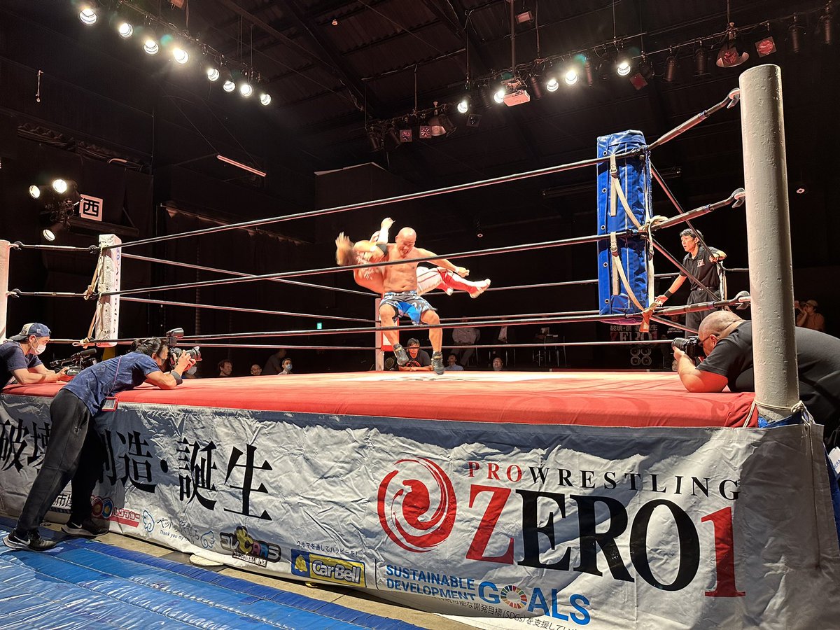 rupi220's tweet photo. ZERO1
血祭り9/22
今回も最高でした😃✨
雨天の中でも大盛り上がりでしたね！また次回も楽しみです♪
#ZERO1 
#pwzero1 https://t.co/wEyOLxbpWW