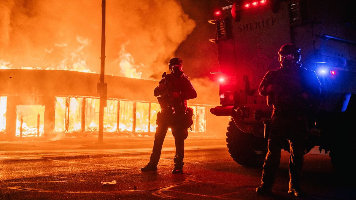 DameScorpio's tweet photo. STOLEN ELECTIONS HAVE CONSEQUENCES…

Illegals. Crime. Riots. Joe. https://t.co/xiAQ7lEeML