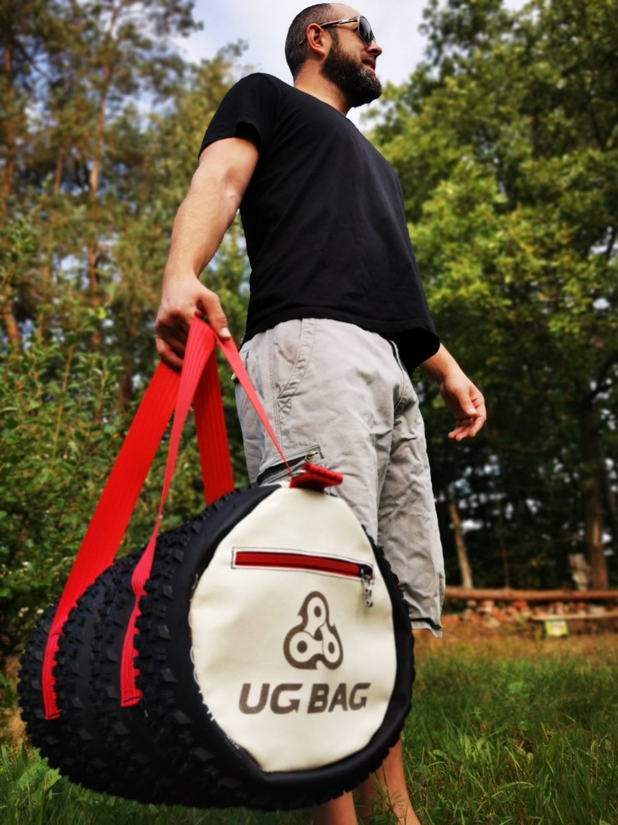 PSabisz's tweet image. Bike tires travelbag 💪🔥
#zerowaste #biketires #innertube #biketube #sewingproject #upcycle #recycle #newlife #strong #travelbag #suistainablefashion