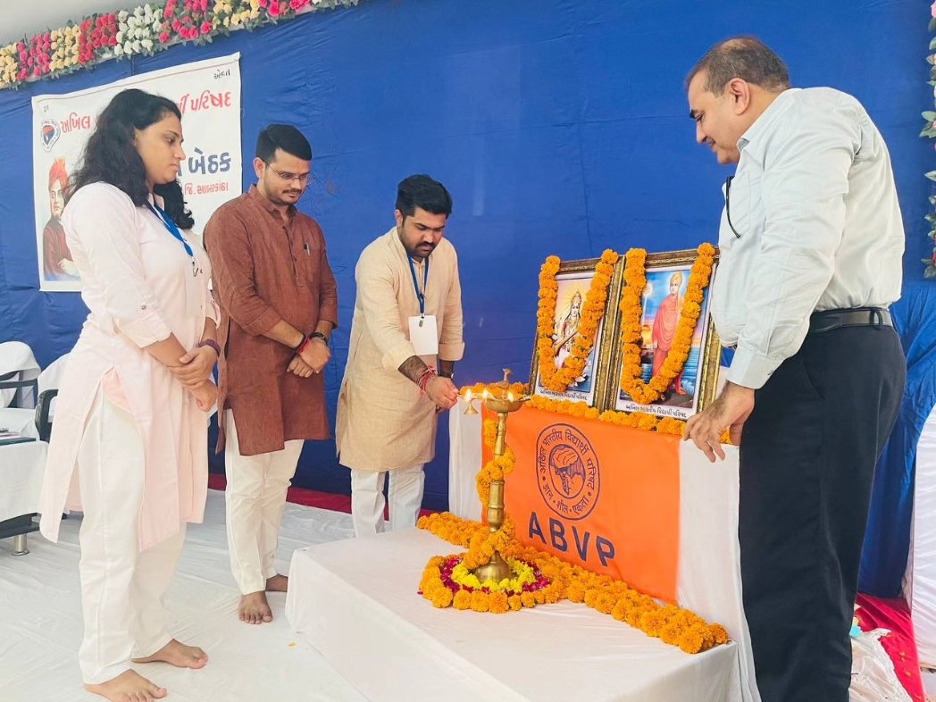 ABVP Gujarat tweet media