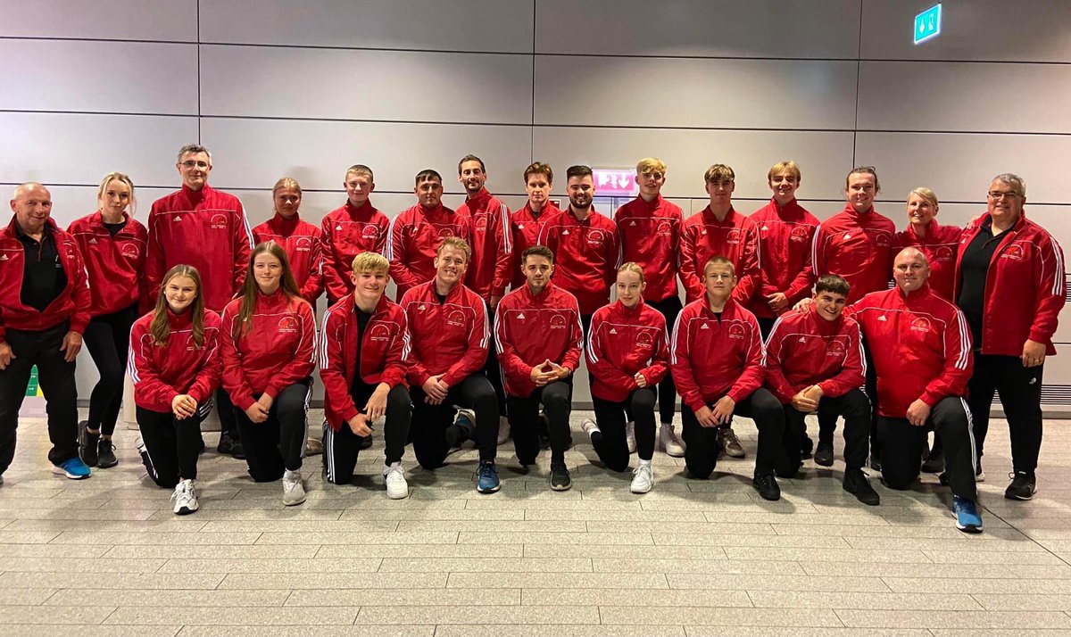 Good luck to Erin and Sion in Luxembourg this weekend, representing Wales and the Lion Cup 🏴󠁧󠁢󠁷󠁬󠁳󠁿🥋🇱🇺👊
