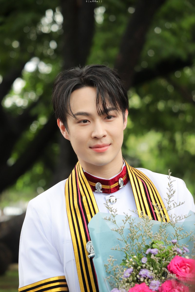 sineemii's tweet photo. เป็นพี่บัณฑิตแล้วว😉😉

@BoomKrittapak #BoomKrittapak https://t.co/6vVm4M4mZx