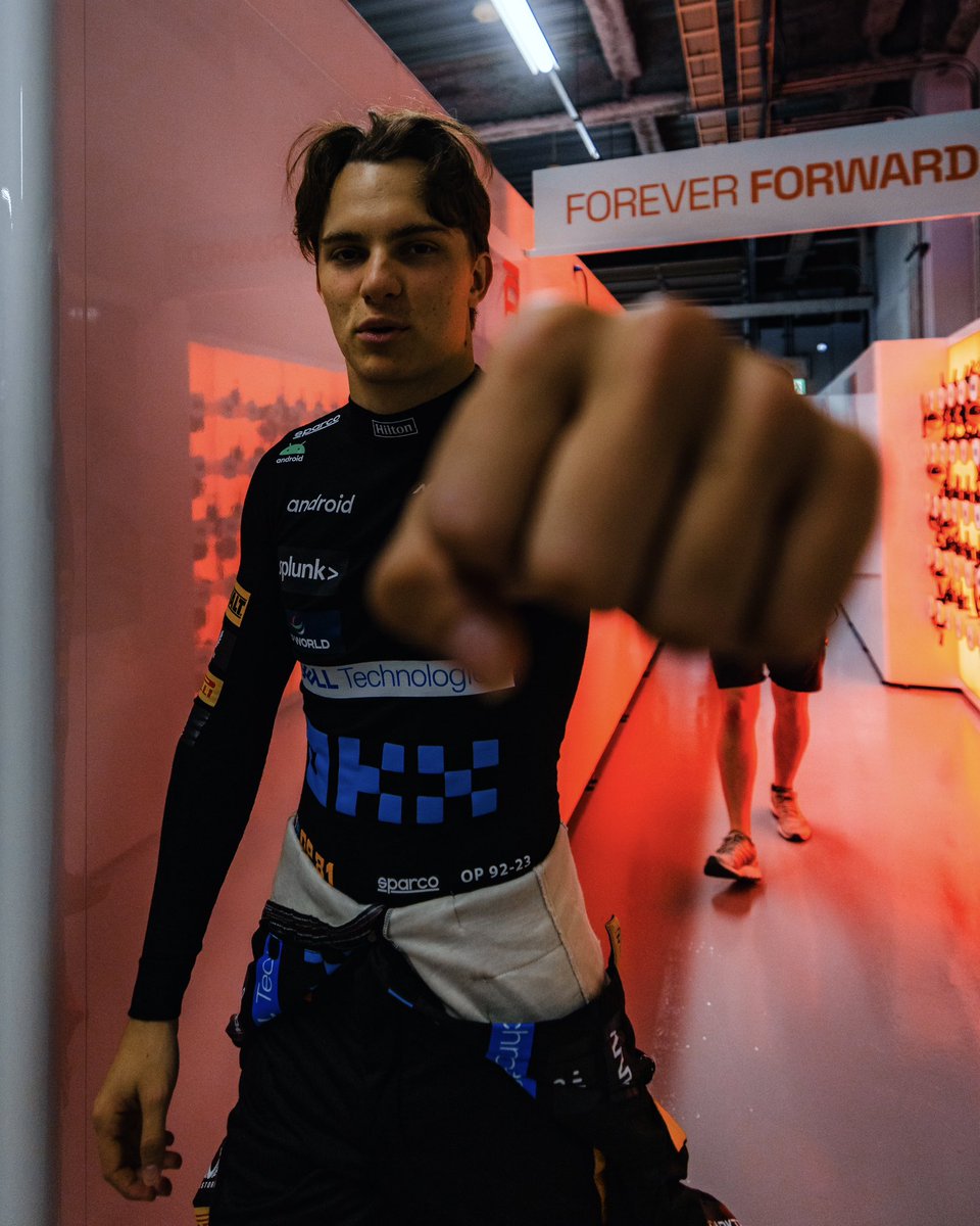 McLarenF1's tweet photo. Oscar Piastri appreciation tweet. 🤩 

#JapaneseGP 🇯🇵 https://t.co/D7QfQcNRmK