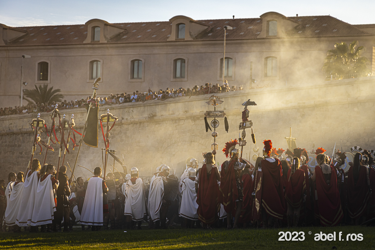 abelfros's tweet photo. #CarthaginesesyRomanos. #Magon general carthaginés al mando de las #TropasCarthaginesas en #QartHadast cae ante el asedio de las #LegionesRomanas al mando del general #Escipion. Nace #Carthagonova ciudad romana que cambiará la historia de #Iberia
#guerraspunicas #historia https://t.co/9LoXuC1VjC