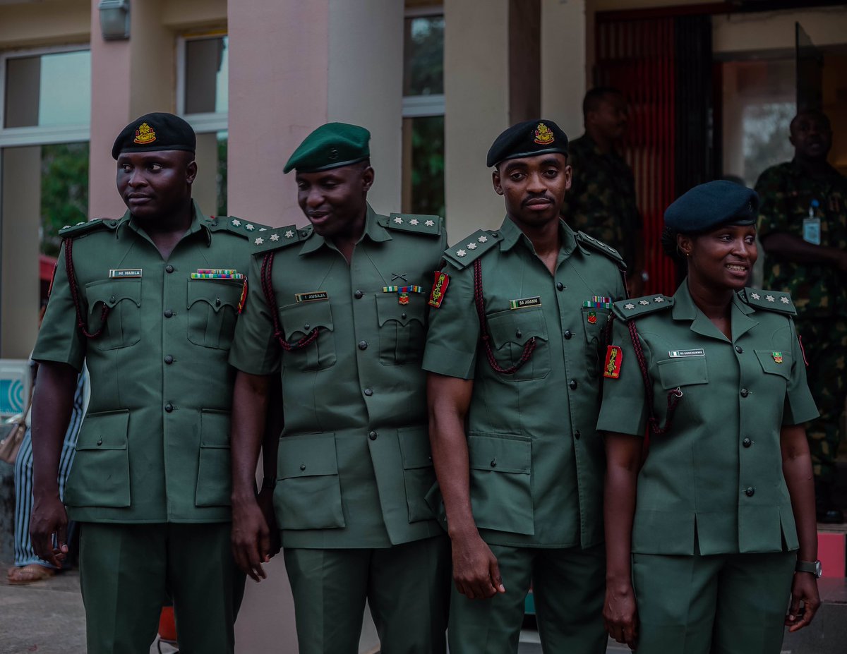 lateeldoe's tweet photo. Congratulations to the newly decorated Nigerian Army Captains.
#65RC https://t.co/bjId2ZdZlT