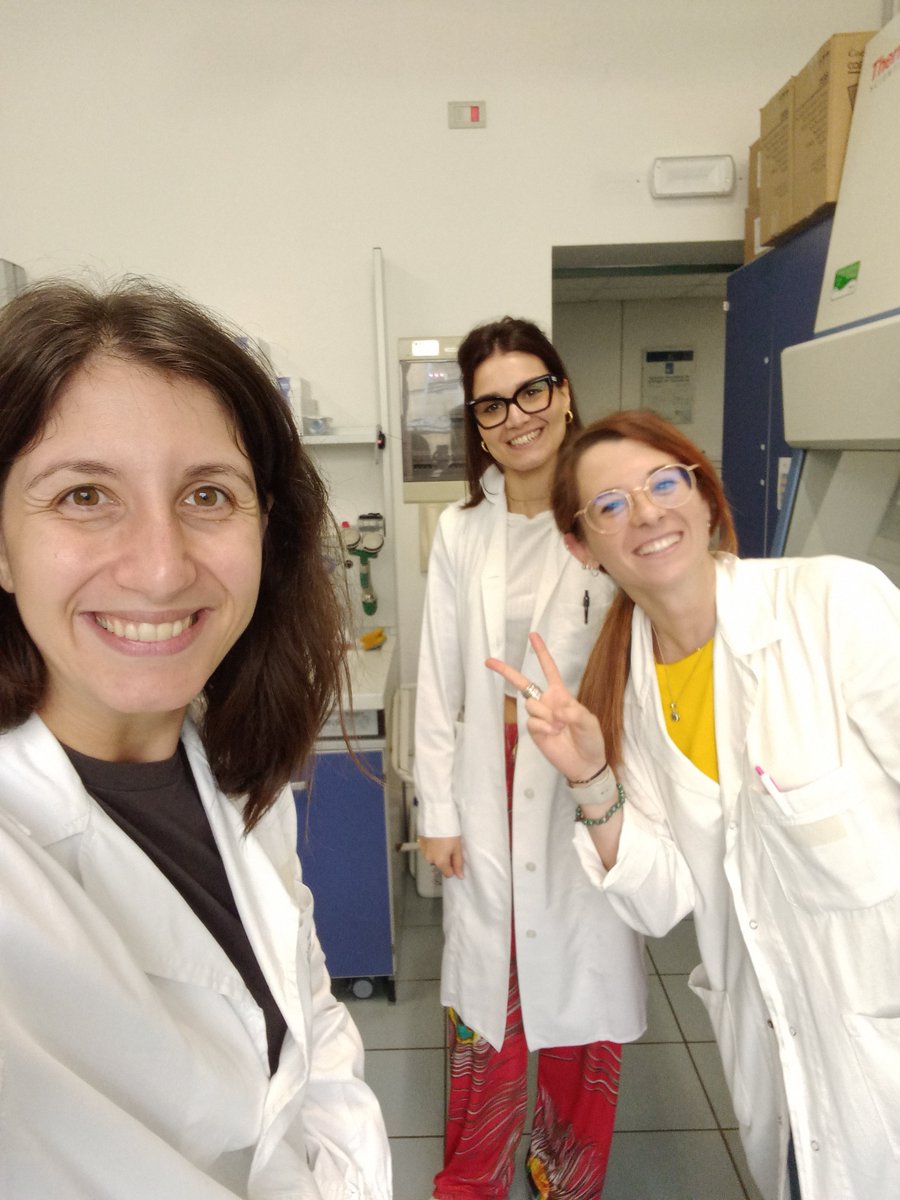 Who run the world? GIRLS! @Ninny08634189 @cappello1993 @gancarlo19 
#Research #CancerResearch #CellBiology #CancerMetabolism