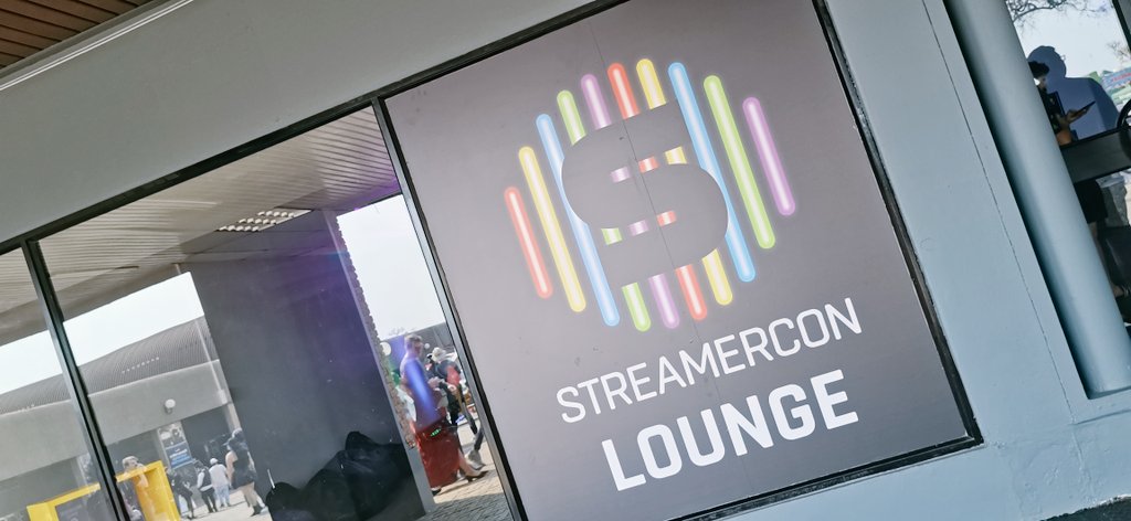 RespawnedK's tweet photo. Guess where I am 😉

Come find me 😛

#comicconafrica #streamercon https://t.co/IZeyWDdm8Z