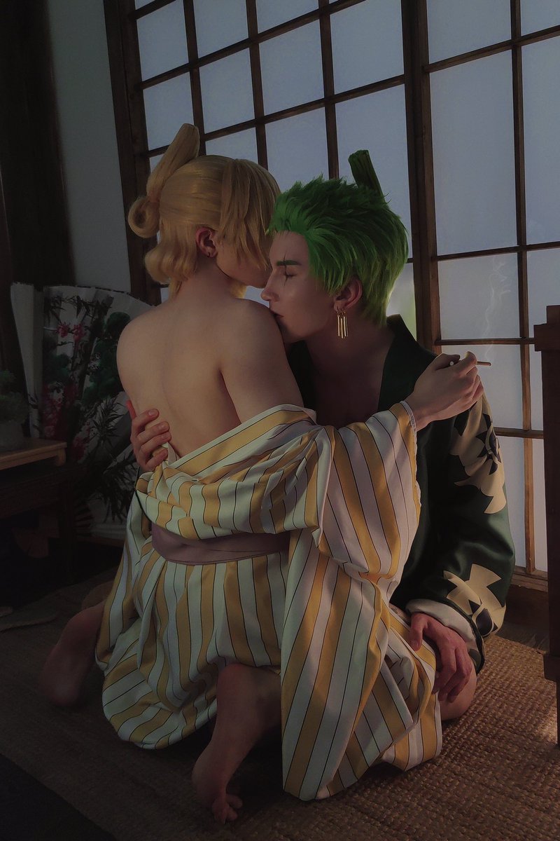 regichdelian's tweet photo. @regiichi is #roronoazoro 💚
@delianlei is #vinsmokesanji 💛

#onepiece #onepiececosplay #zosan #cosplay https://t.co/CCozXUAoR0