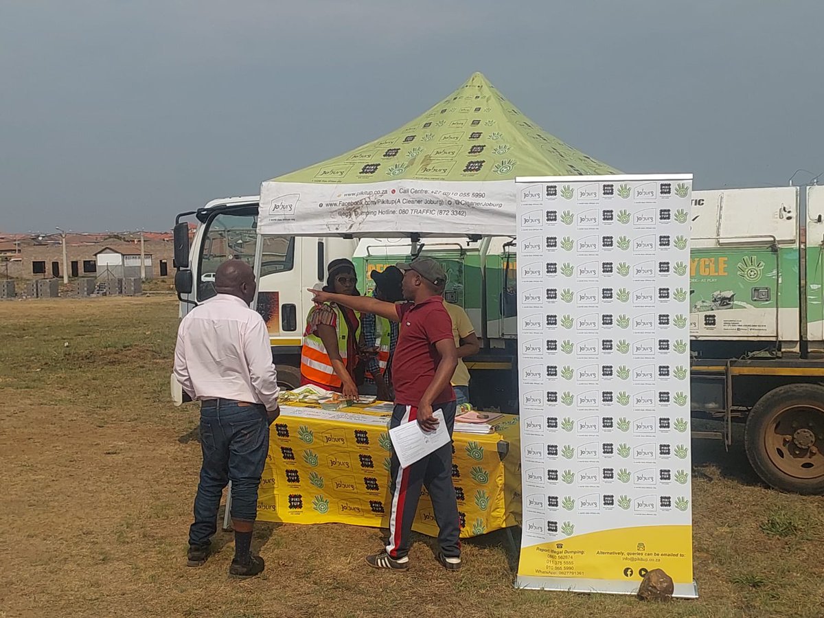 JoburgFinance's tweet photo. The Region G team is at Lehae Phase 3, Taxi Rank, doing an #EducationalDrive. Residents are encouraged to pop in to hear about all the @CityofJoburgZA service offerings.
#ResponsibleResident ^NM https://t.co/5JKS1KYttq
