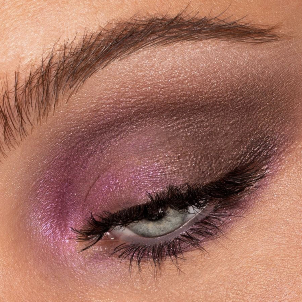 It's all about Beautiful Eyes.  The gorgeous purple tones in this quattro set is sure to brighten your eyes up in Autumn!

benecos.uk
