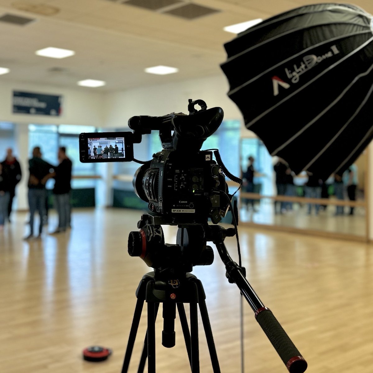 buffoon_media's tweet photo. Week 38 ✅

- recce with @CazbahWales
- filming with @sportwales 
- first round of Media Day content with @ospreys 
- capturing a sneak peak of @SinclairJLR’s new site
- our streams for The Cymmrodorion re-started
- a visit to the Port Talbot Youth Theatre

#allinaweekswork https://t.co/eNcG5Fe5Aq