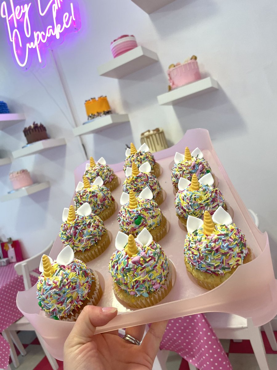 It’s the weekend… let’s make it magicial with a unicorn cupcake!!! Open from 10am 🦄🩷<a href="/Spinningfields/">Spinningfields</a>