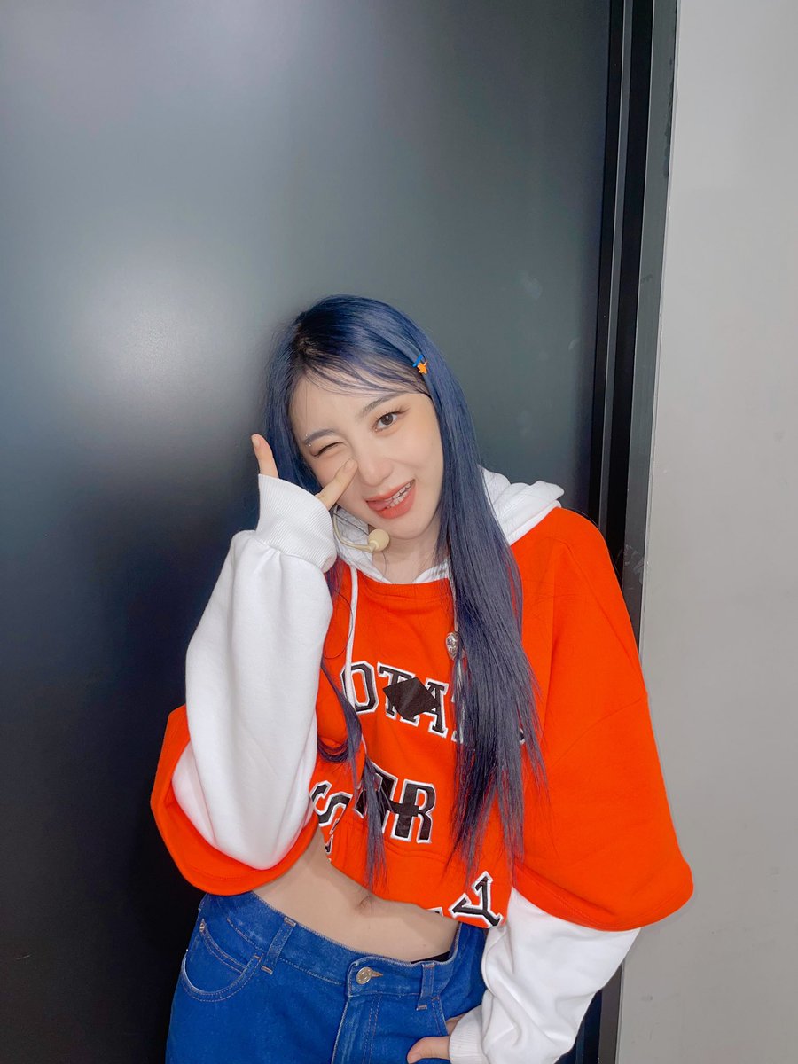 이채연(LEE CHAE YEON) Official tweet media