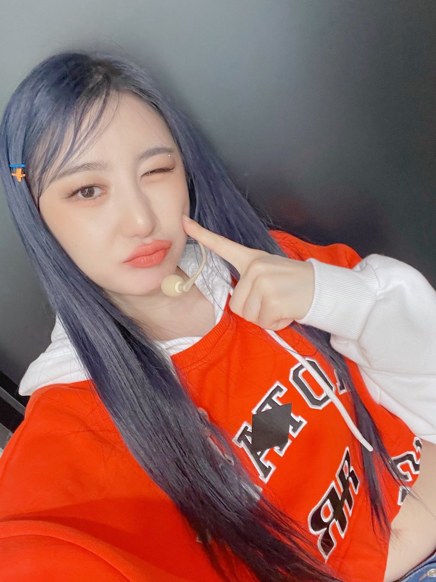 이채연(LEE CHAE YEON) Official tweet media