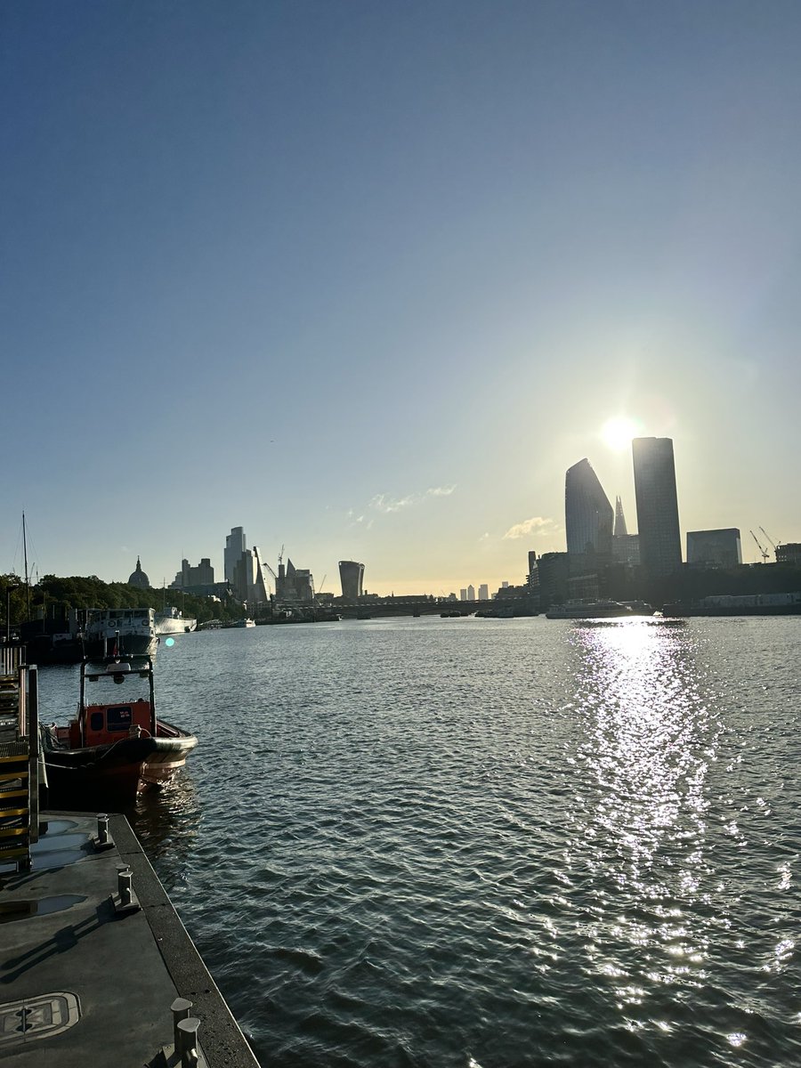 Gorgeous morning on the river after a couple of days of storms. #rnli #lifeboat #savinglivesatsea